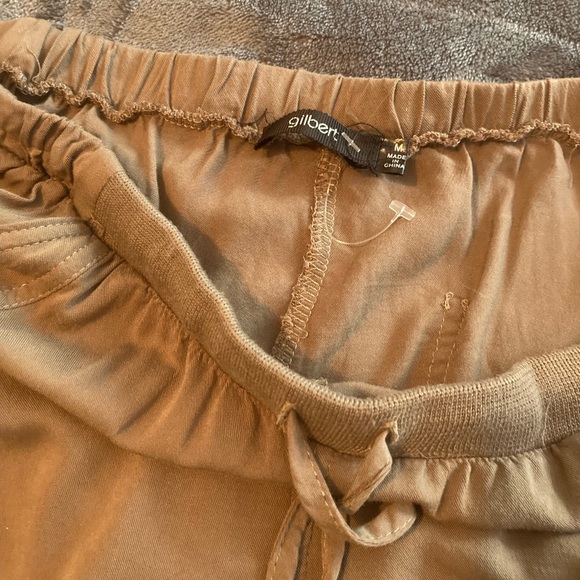 ✨NWOT✨ Tan Slouchy Drawstring Cargo Joggers- Size M🤍 - Picture 2 of 3